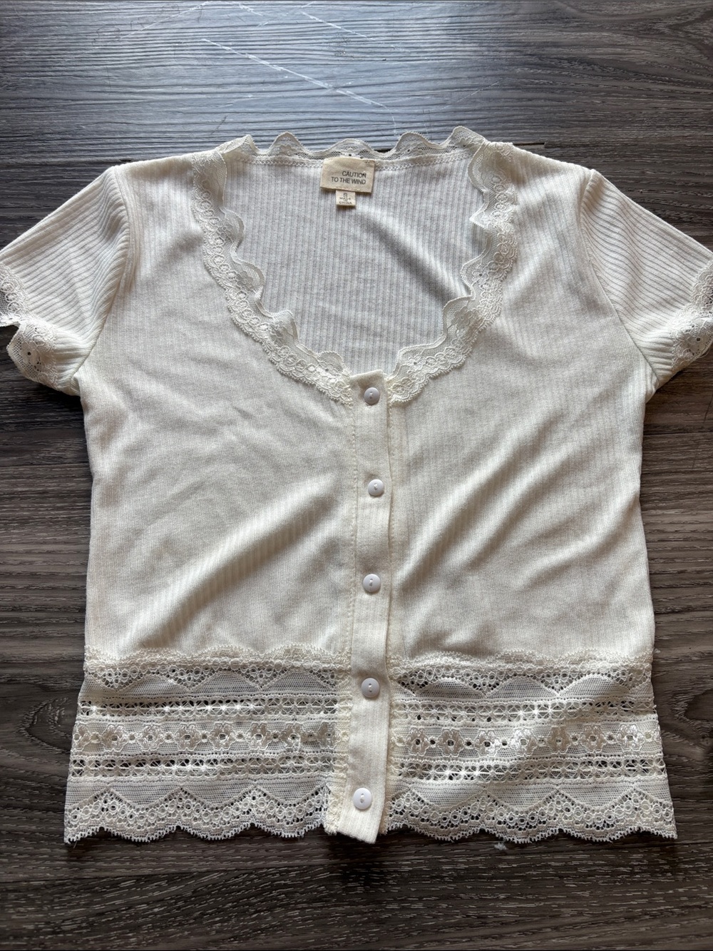 Caution To The Wind Cream Color V Neck Lace-Trim Button Front Top Small
